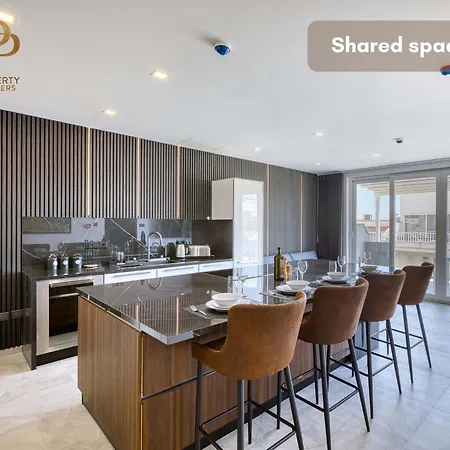 Urban 19 Residences Grand